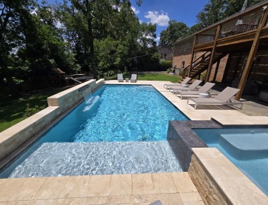 10_gunite_pool_spa_bhm.jpg