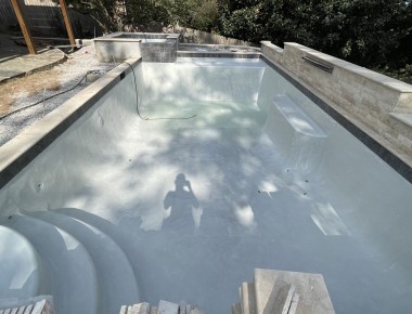 26_gunite_pool_spa_bhm.jpg