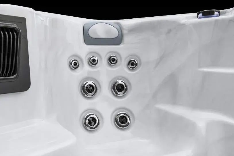 Icelandic Fossa PP hot tub
