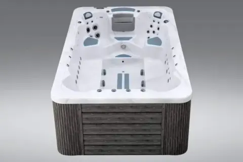 Icelandic Fossa 3B hot tub