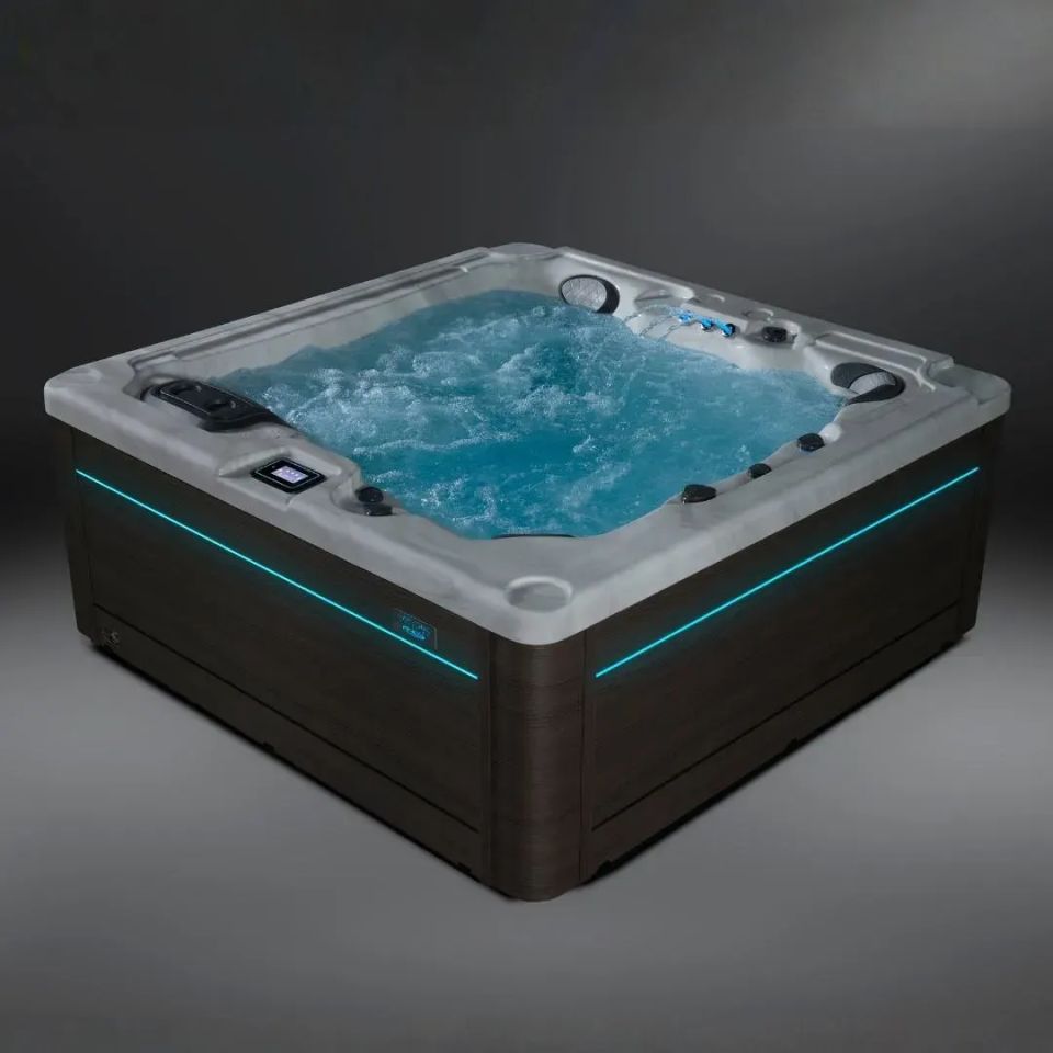 Harmonic H277L hot tub