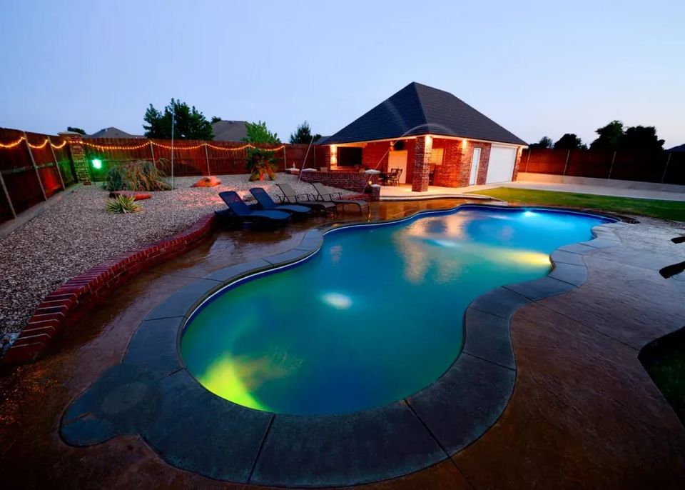 Latham Bermuda 14 fiberglass pool