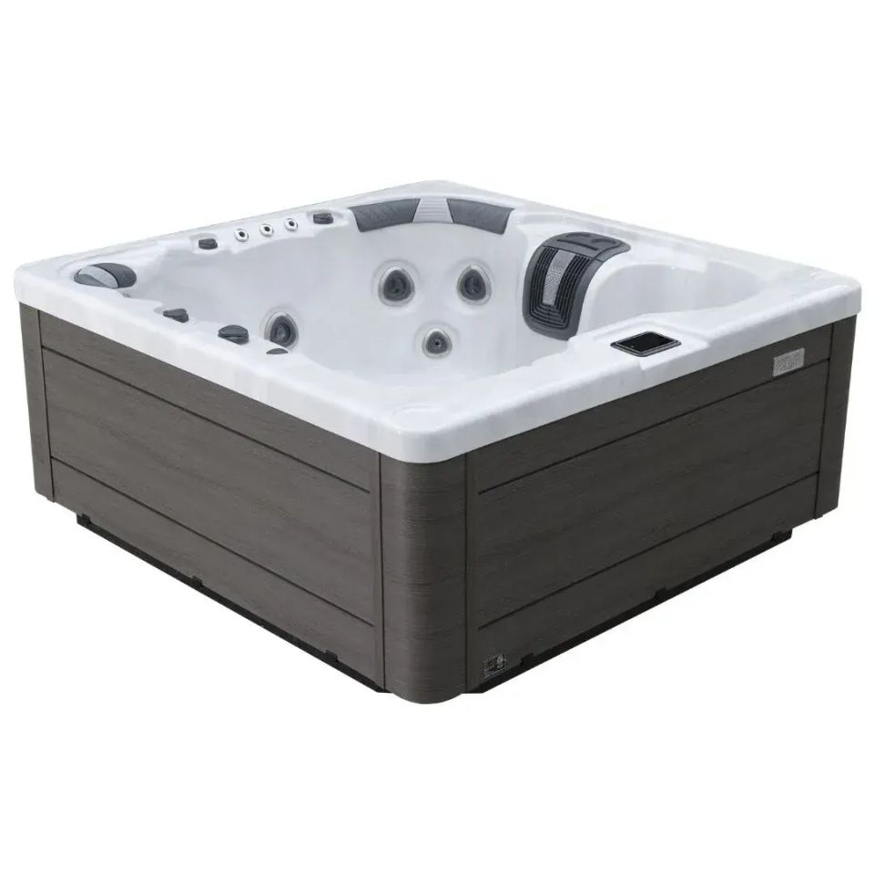 Harmonic H167B hot tub