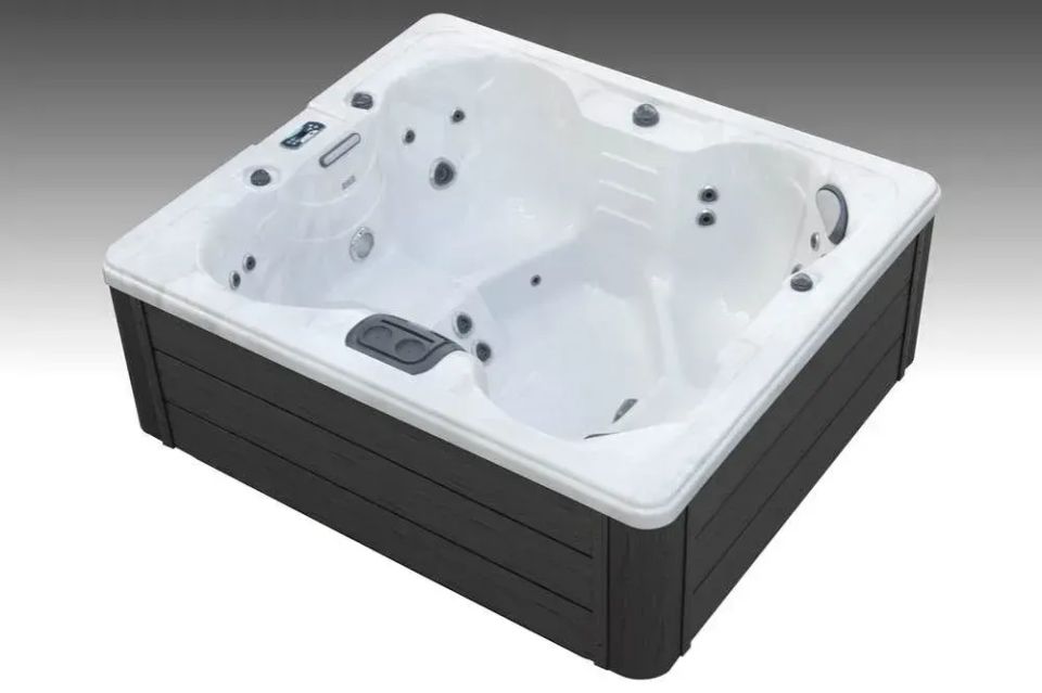 Celtic Solstice 122S hot tub