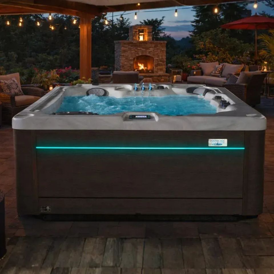 Harmonic H277L hot tub