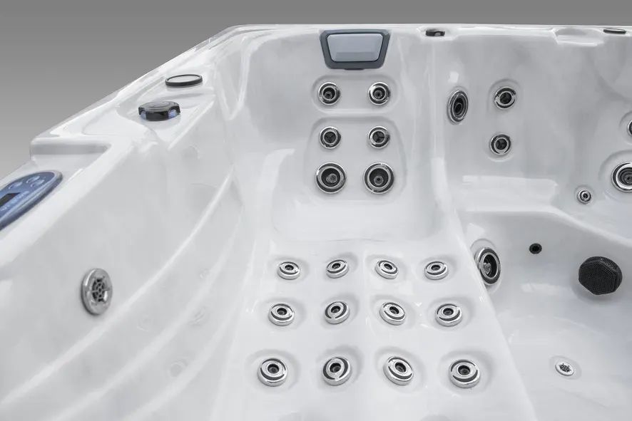 Icelandic Fjord hot tub