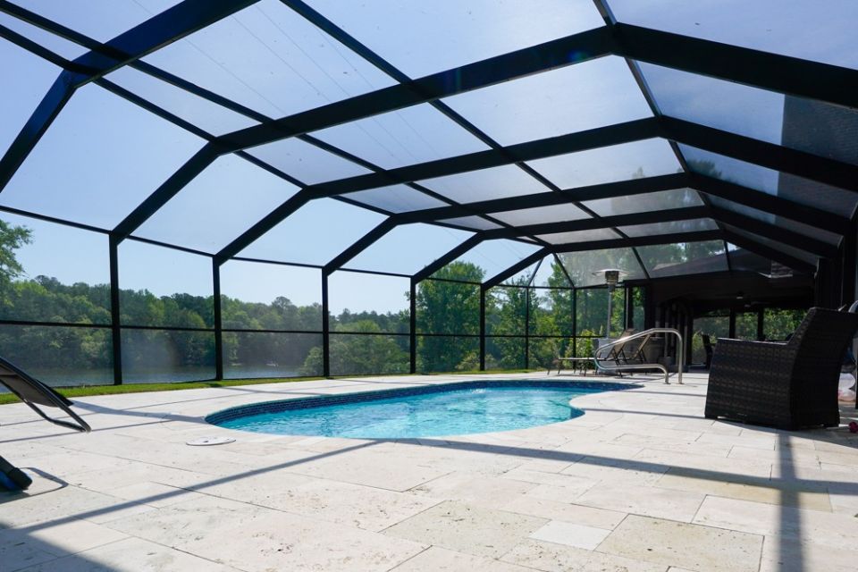 Screened Fiberglass Pool – Clanton, AL