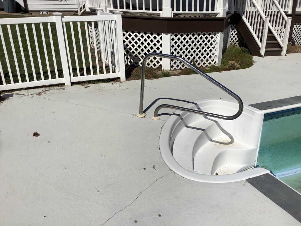 From Vinyl to Gunite – Warrior, AL