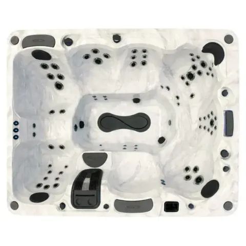 Harmonic H2810L hot tub