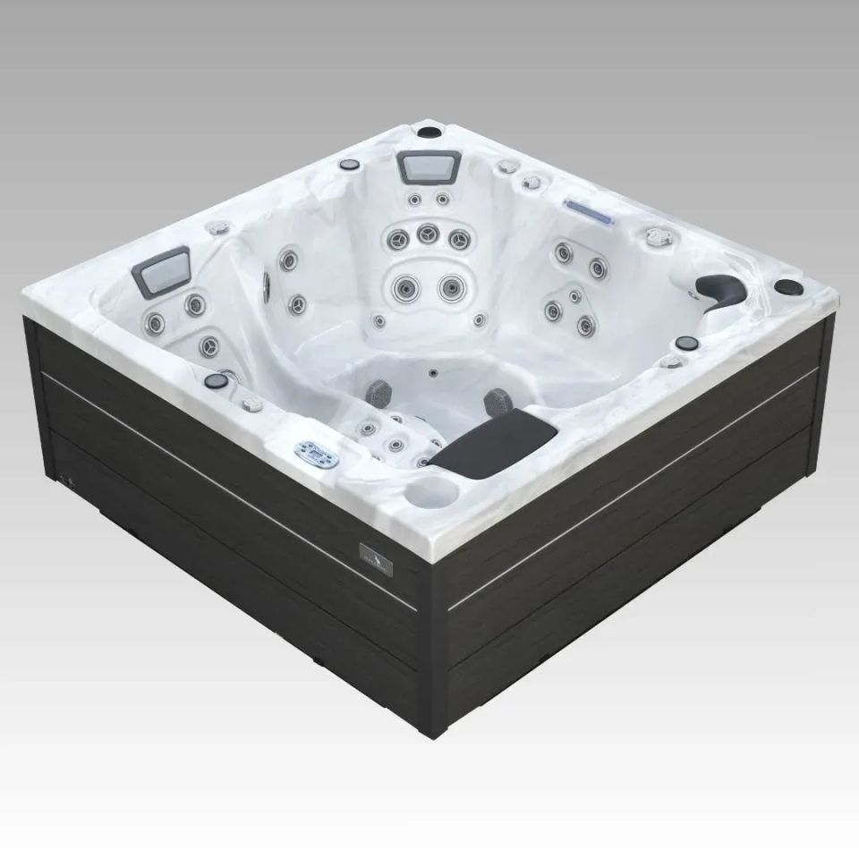 Icelandic Cascade hot tub