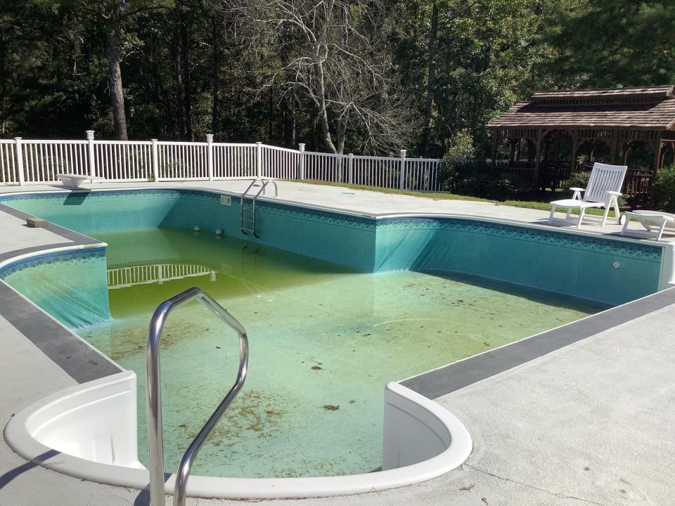 From Vinyl to Gunite – Warrior, AL