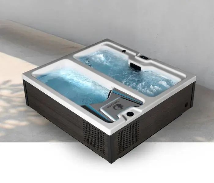 Icelandic Fire & Ice hot tub