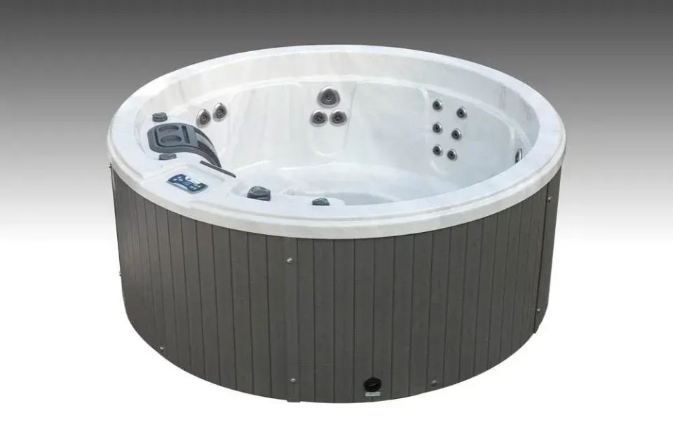 Celtic Luna 118S hot tub