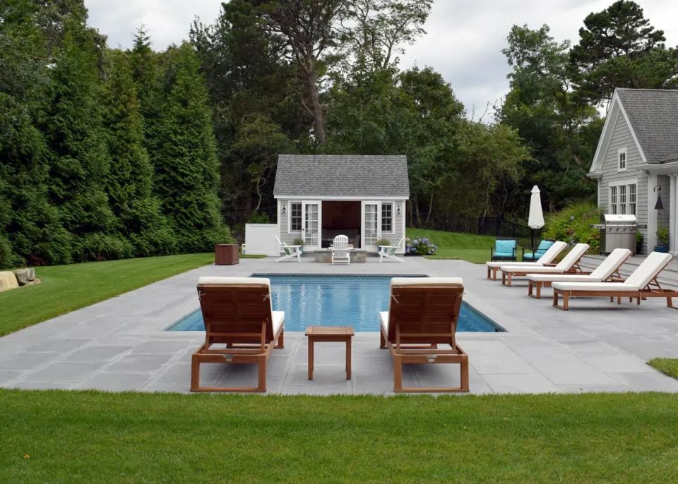 Latham Lake Shore fiberglass pool