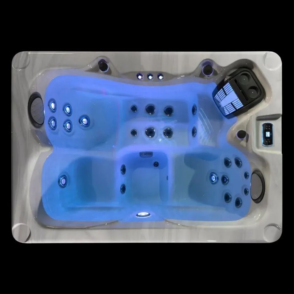 Harmonic H157L hot tub