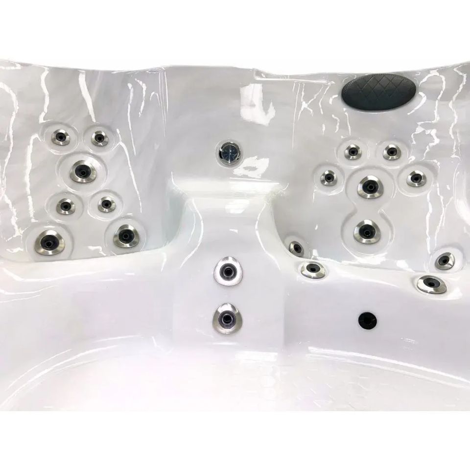 Harmonic H167B.PP hot tub