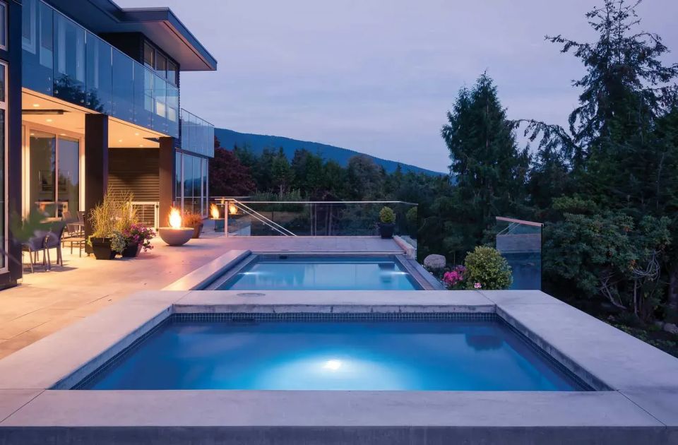 Latham Delray fiberglass pool