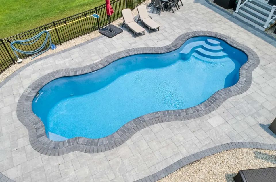 Latham Coronado fiberglass pool
