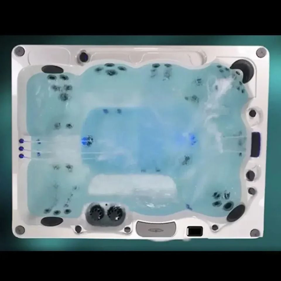 Harmonic H2810L hot tub