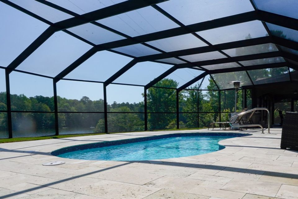 Screened Fiberglass Pool – Clanton, AL