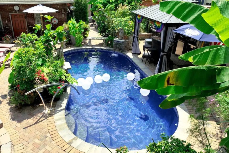 Latham Jamaica 14 fiberglass pool