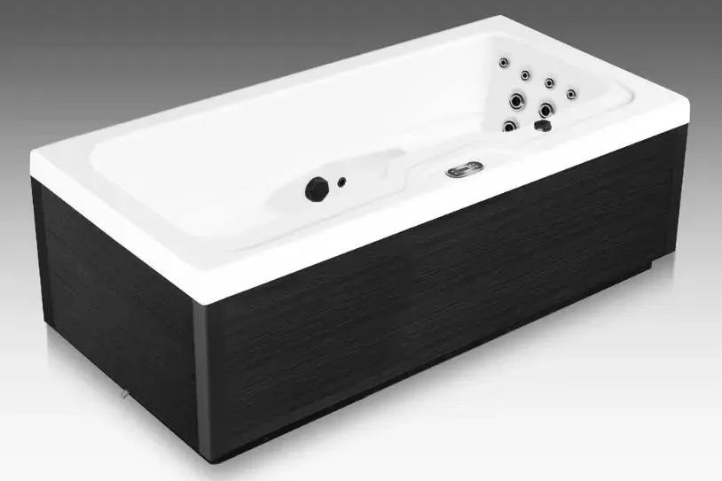 Icelandic Icelandic Fire hot tub
